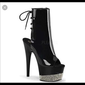 Black Pleaser Ankle Boot